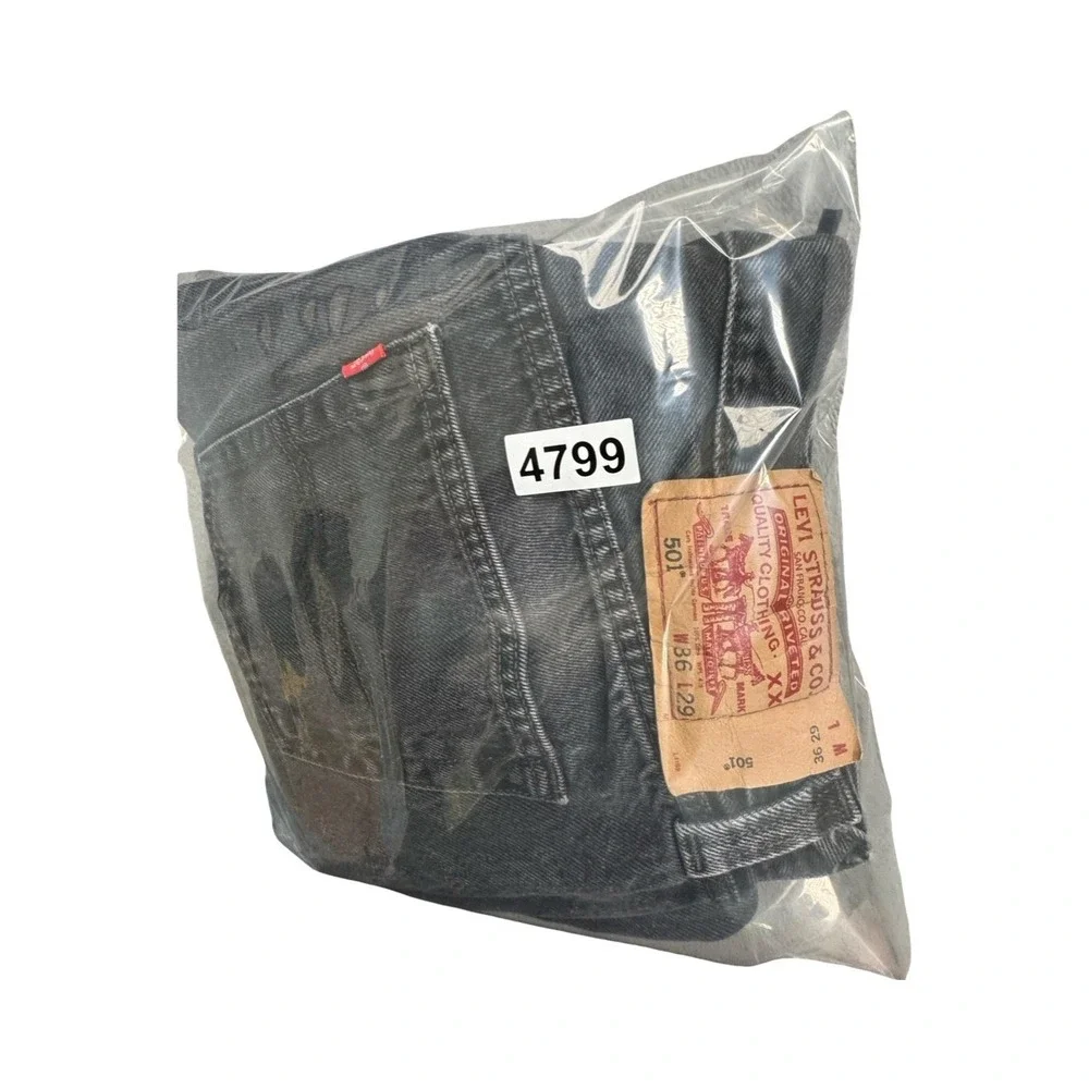 Levi's Jeans Mens 36x29 Black 501 Original Straight Leg Button Fly Denim Pants